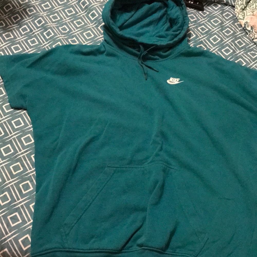 nike sweater